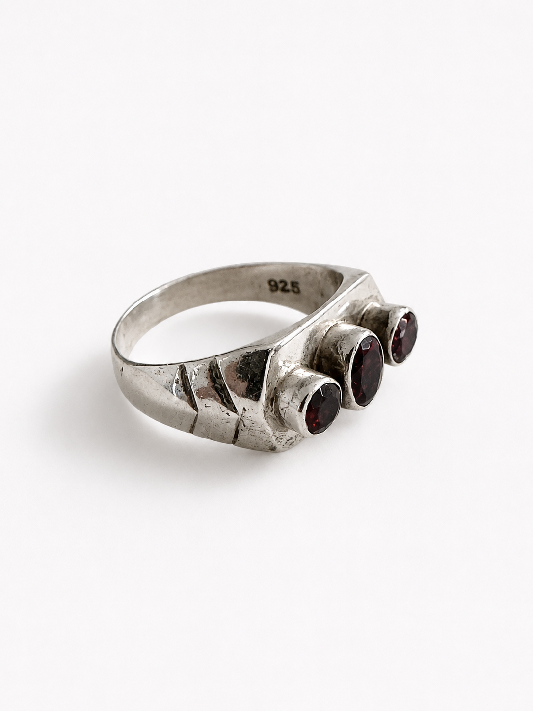 Vintage 925 Zilveren Ring met Drie Granaten