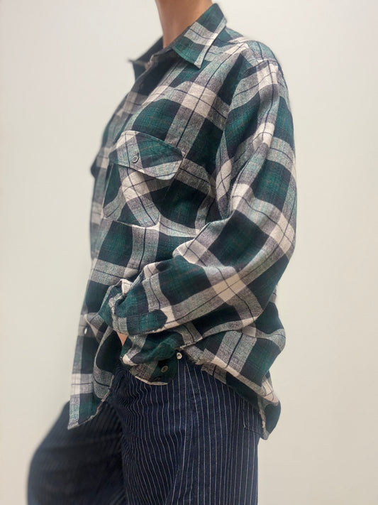 Oversized geruite flanellen blouse – donkergroen & crème