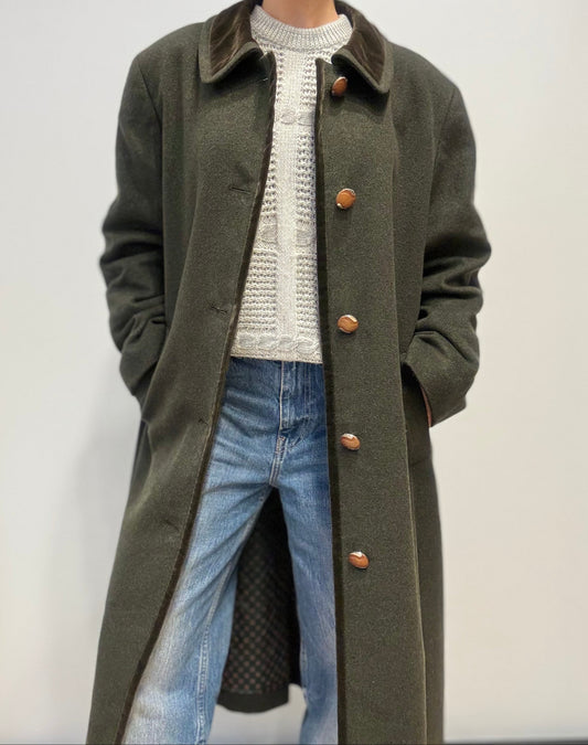 Lange wollen jas met fluwelen kraag – donkergroen