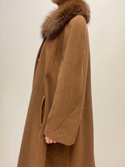 Bruine wollen jas met bont kraag