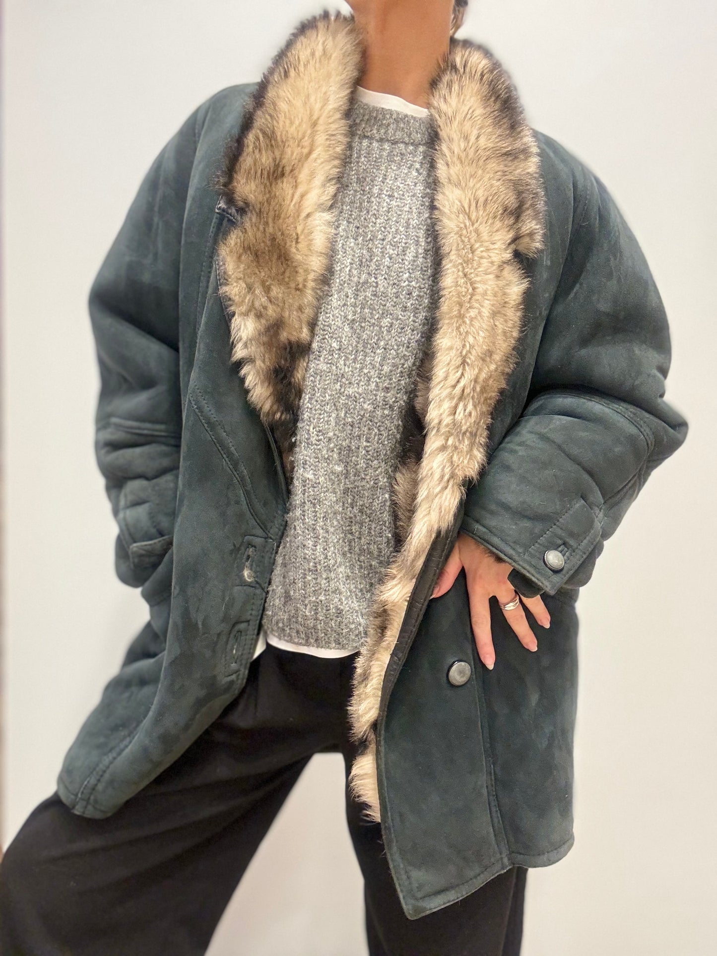 Vintage Reversible Shearling Coat in Donkergroen