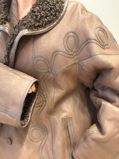 Dubbelzijdige Lammycoat – Leer & Teddy