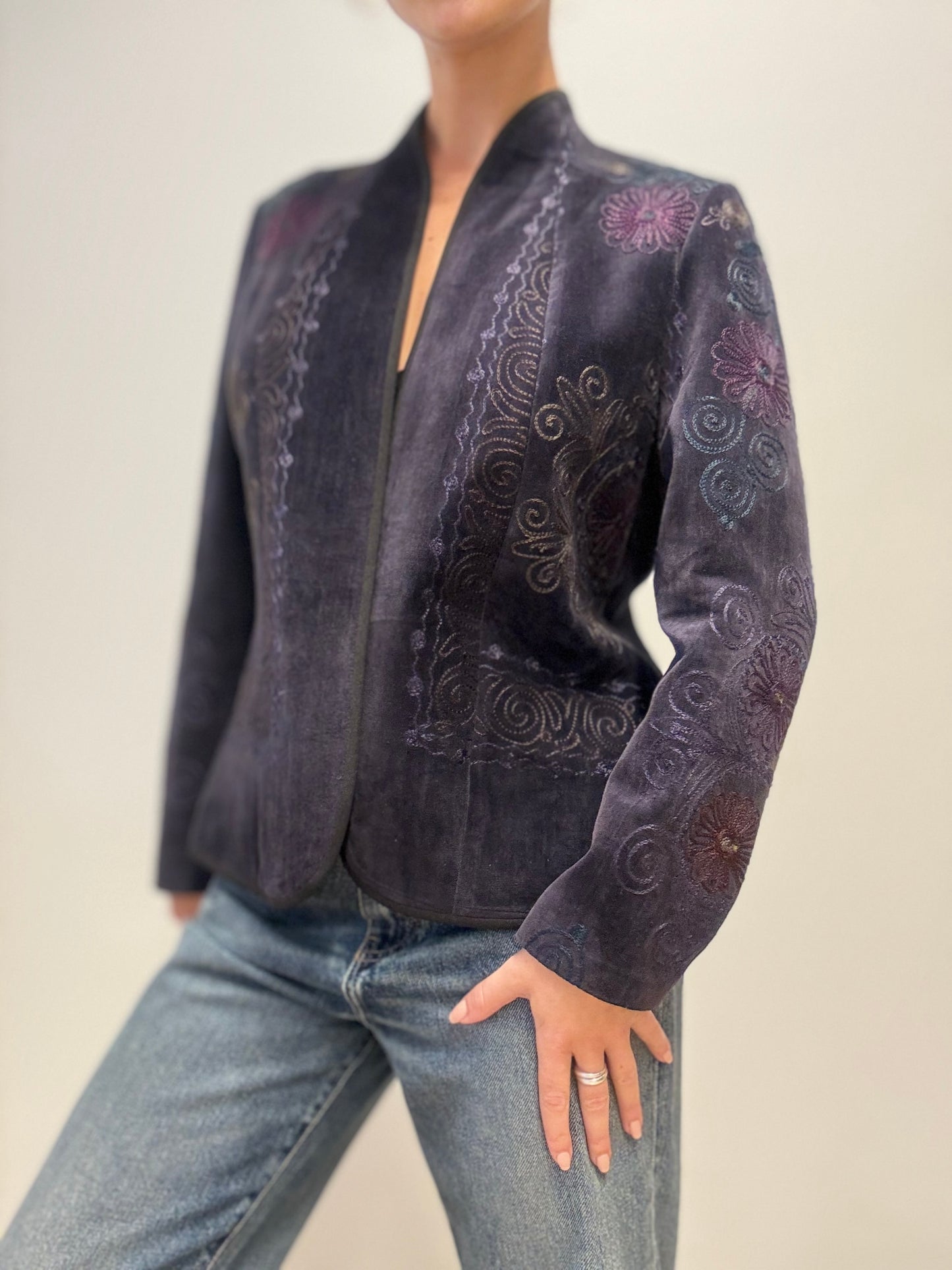 Vintage Embroidered Velvet Jacket in Deep Purple