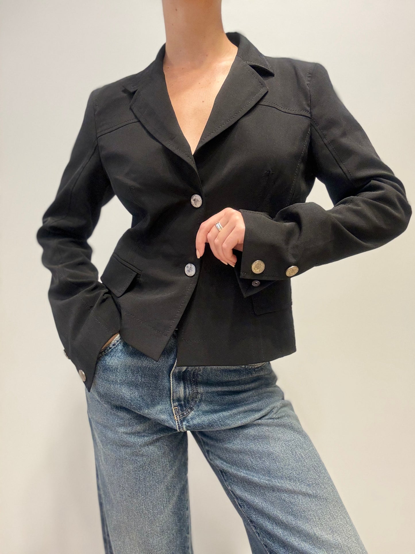 Vintage Max Mara Getailleerde Cropped Blazer in Zwart