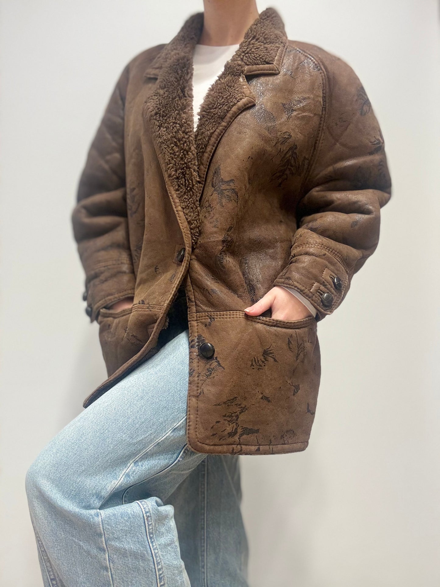 Vintage shearling jas met bloemenprint - chocoladebruin