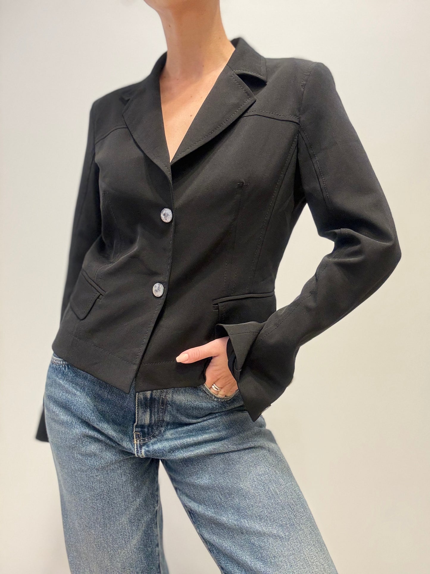 Vintage Max Mara Getailleerde Cropped Blazer in Zwart