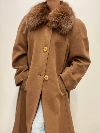 Bruine wollen jas met bont kraag