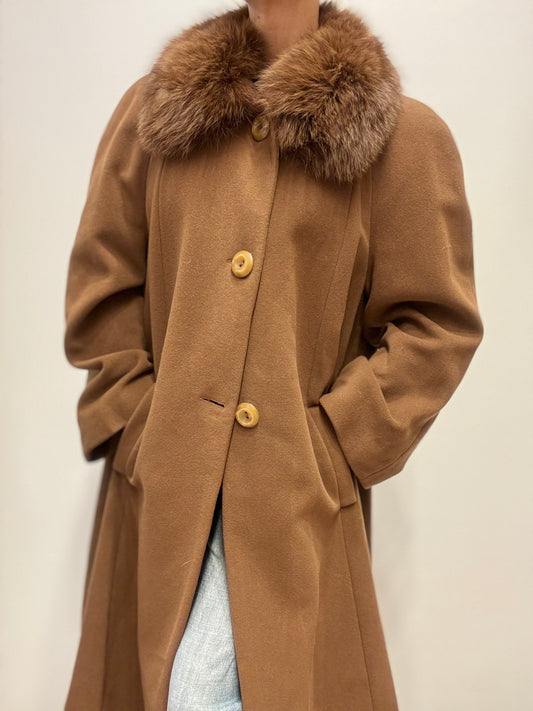 Bruine wollen jas met bont kraag
