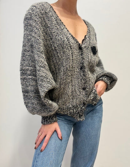 Vintage Grijs-Zwart Handgebreid Vest met Knoopdetail