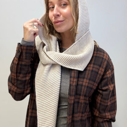 Gebreide Capuchonsjaal