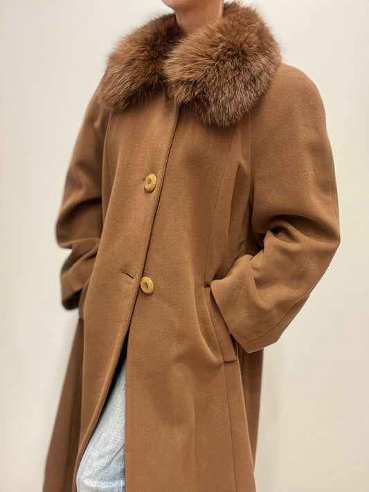 Bruine wollen jas met bont kraag