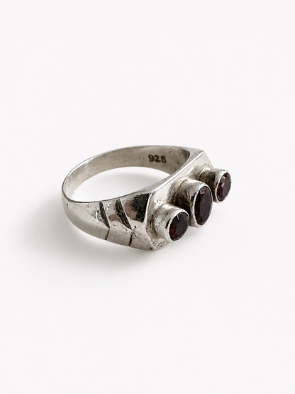 Vintage 925 Zilveren Ring met Drie Granaten
