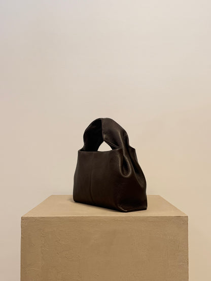 Yenvi classic grain brown leather bag