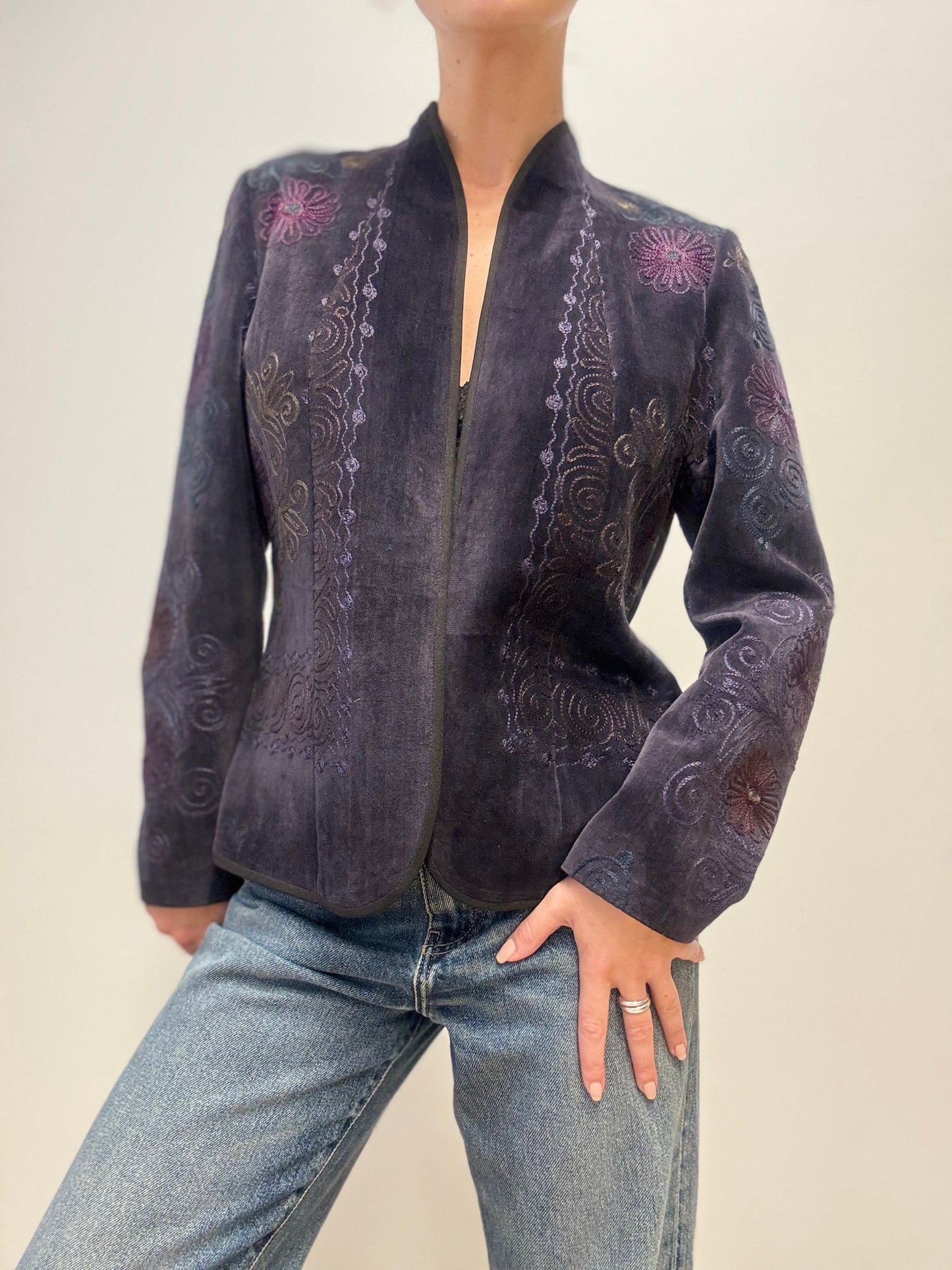 Vintage Embroidered Velvet Jacket in Deep Purple