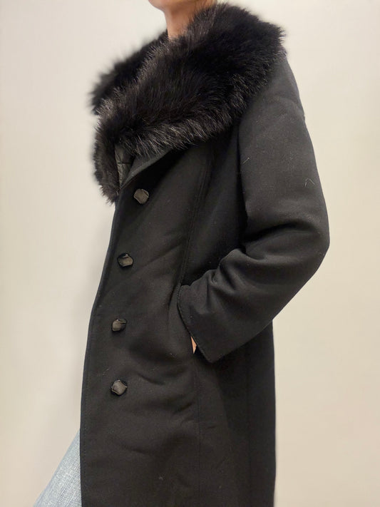 Zwarte jas met bont kraag