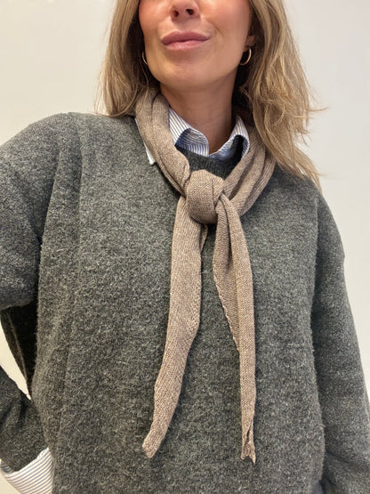 Taupe wollen sjaal