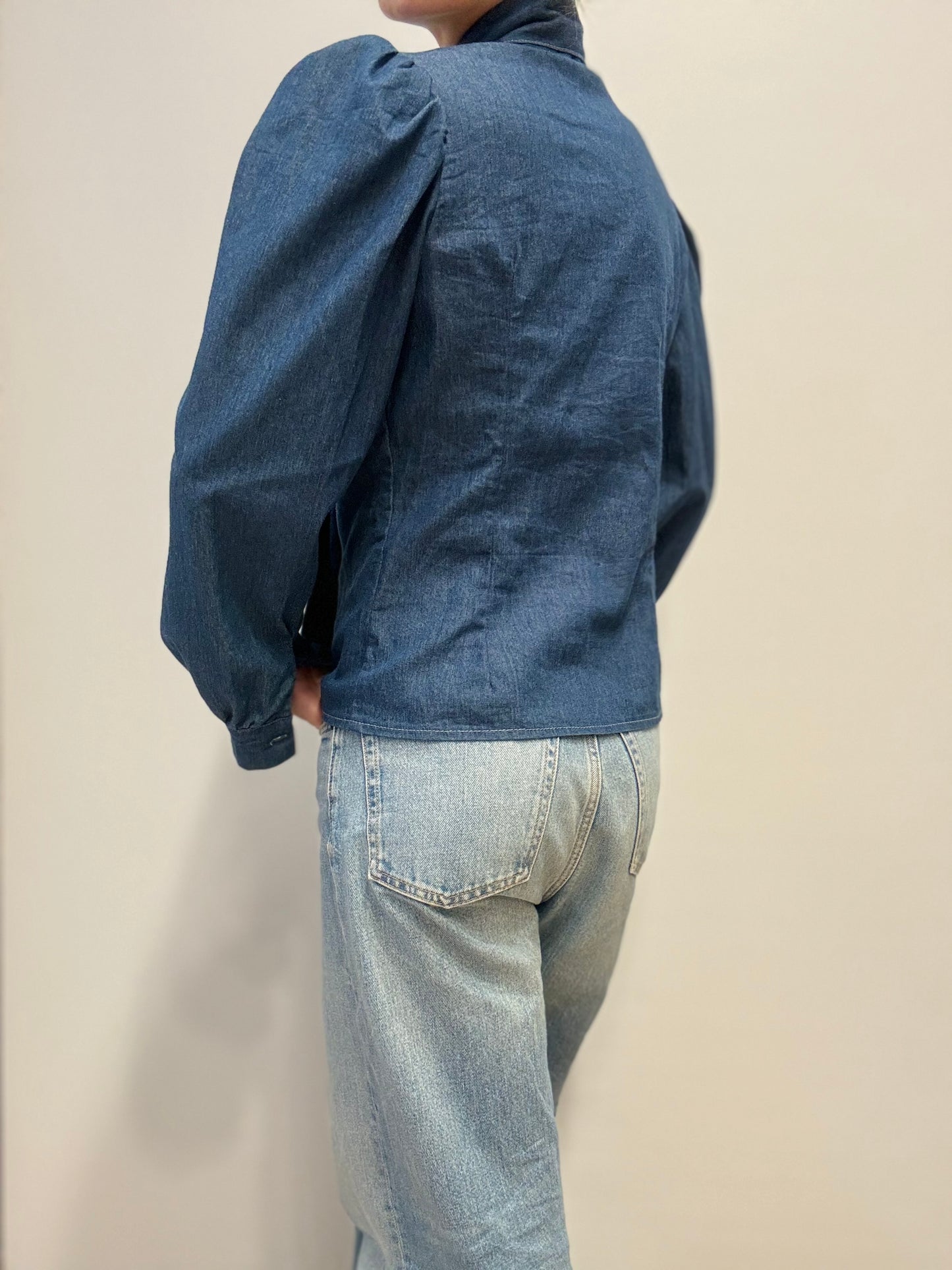 Vintage Denim Blouse met Strikdetail
