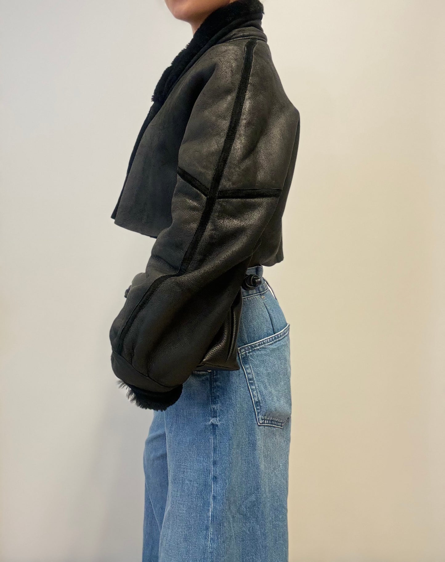 Vintage Cropped Lammy Shearling Jacket in Black