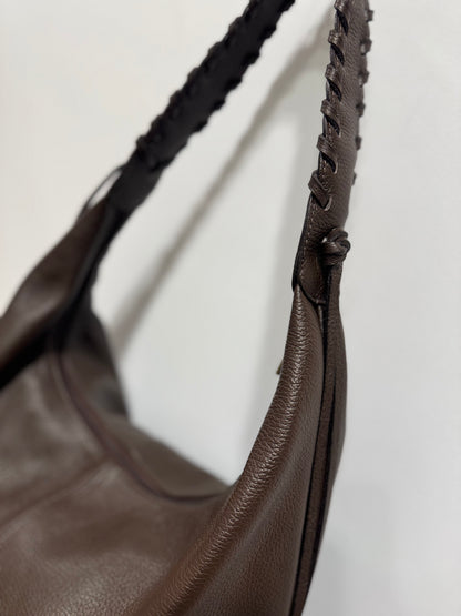 The AVEA tas leer donkerbruin