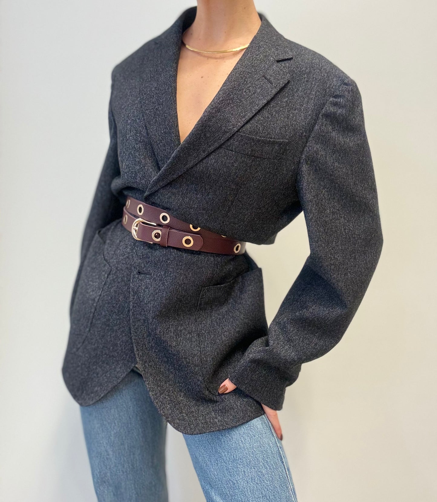 Luxury Vintage Wool Blazer in Navy Blue