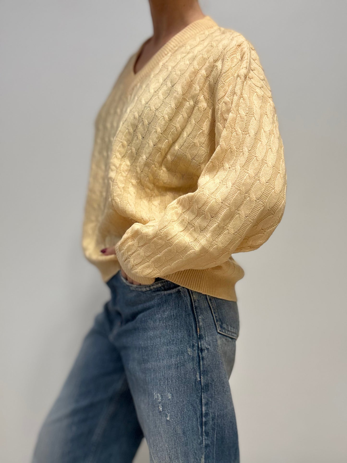 Vintage Kabelgebreide Trui in Zacht Geel