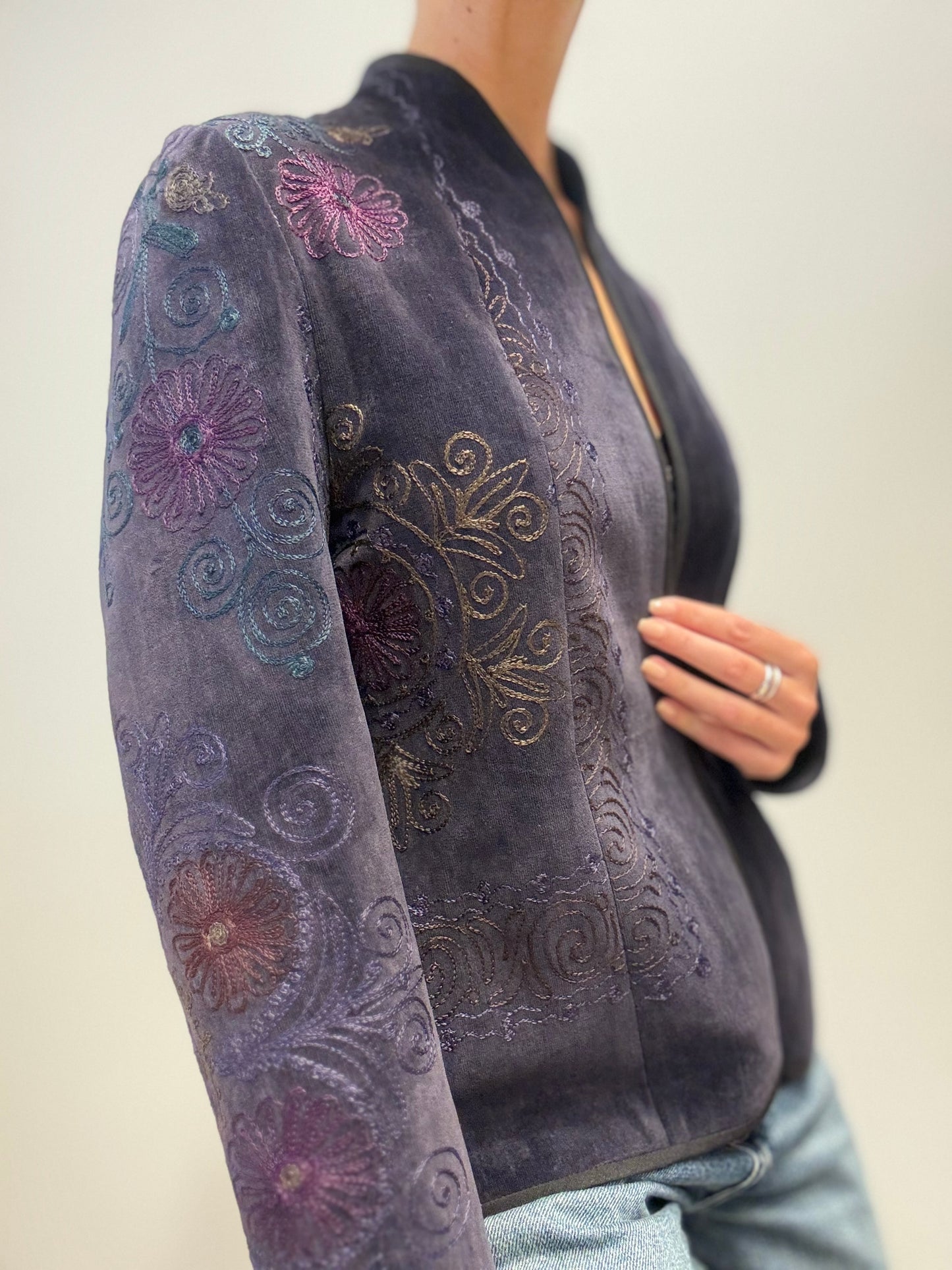 Vintage Embroidered Velvet Jacket in Deep Purple