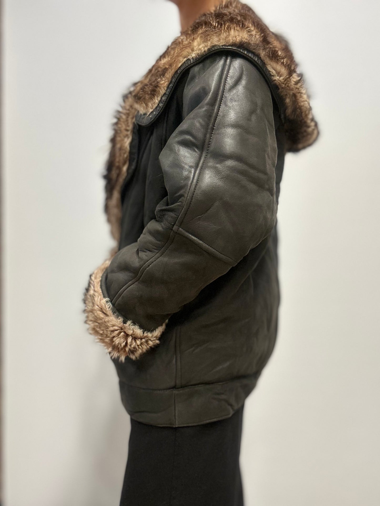 Vintage shearling Jas met Capuchon en Faux Fur Voering in Zwart
